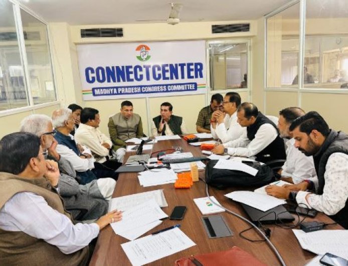 सोलापूर शहर काँग्रेसकडून इच्छुक उमेदवारांच्या मुलाखतींना सुरुवात..